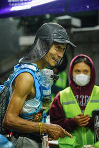 BIB: 
                            <button type="button" onclick="openModal(22299821)" class="btn btn-primary btn-sm float-right btn-popup" data-toggle="modal" data-target=".modal-high-quality">
                        <i class="fas fa-shopping-cart"></i> Add to Cart
                    </button>
                                            <button type="button" onclick="isThisMe(22299821, true)" class="btn btn-success btn-sm float-right btn-popup btn-isme hidden" data-toggle="tooltip" data-placement="bottom" title="นี่คือรูปของคุณใช่ไหม คลิกที่นี่เพื่อเอาเข้าอัลบั้ม">
                        <i class="fas fa-plus"></i> Add to album
                    </button>
                    <button type="button" onclick="isThisMe(22299821, false)" class="btn btn-warning btn-sm float-right btn-popup btn-isnotme hidden">
                        <i class="fas fa-ban"></i> Remove from album
                    </button>